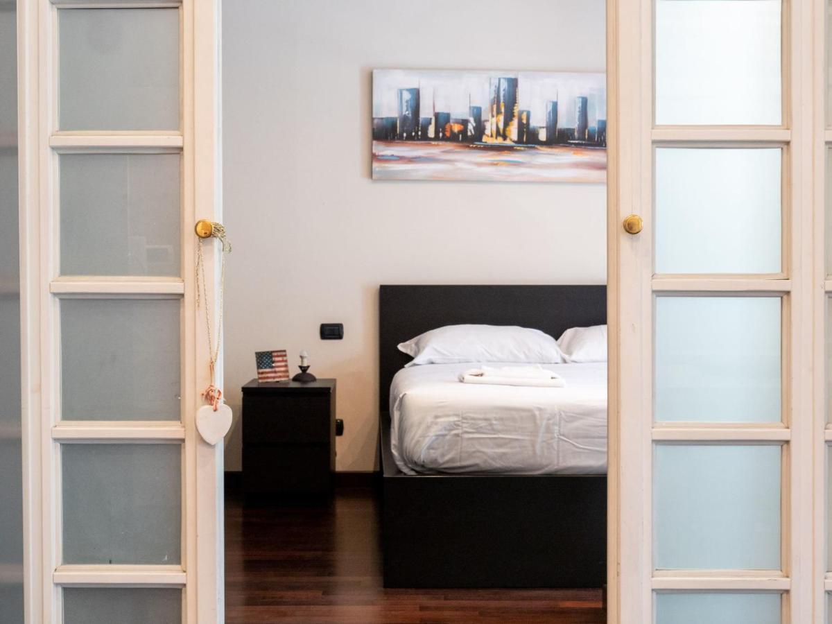 The Best Rent - Modern Duomo Apartment Milano Eksteriør bilde