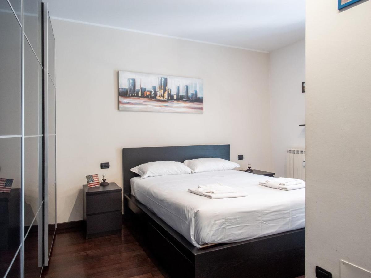 The Best Rent - Modern Duomo Apartment Milano Eksteriør bilde