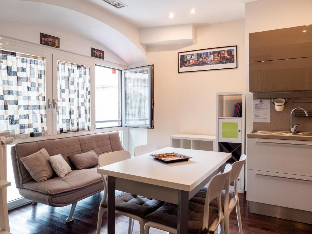 The Best Rent - Modern Duomo Apartment Milano Eksteriør bilde
